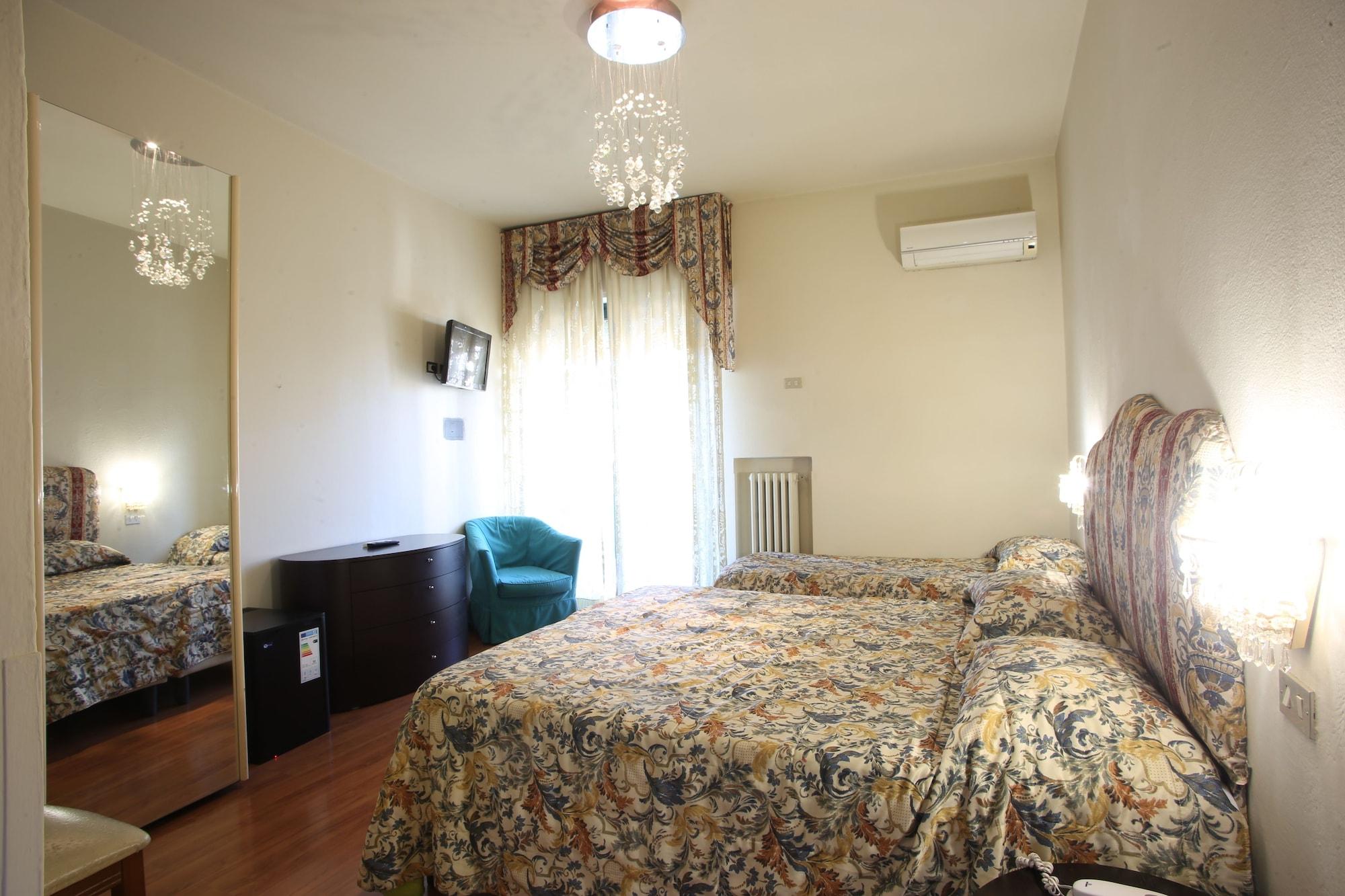 Hotel Nuovo Savi 3*